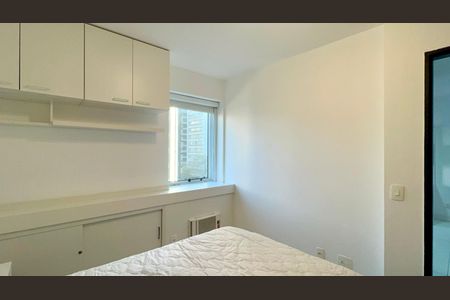 Apartamento à venda com 40m², 1 quarto e 1 vaga