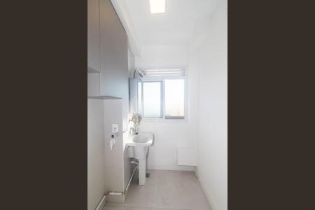 Apartamento para alugar com 67m², 2 quartos e 1 vagaÁrea de serviço