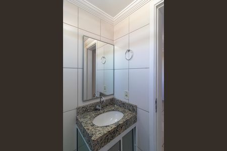 Apartamento para alugar com 50m², 2 quartos e 1 vaga Apartamento para alugar com 50m², 2 quartos e 1 vagaBanheiro da Suíte