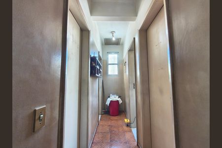 Casa à venda com 360m², 3 quartos e 3 vagas Casa à venda com 360m², 3 quartos e 3 vagasCorredor / Circulação