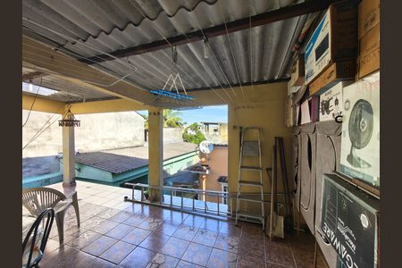 Casa à venda com 360m², 3 quartos e 3 vagas Casa à venda com 360m², 3 quartos e 3 vagasVaranda