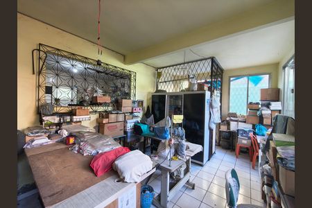 Casa à venda com 360m², 3 quartos e 3 vagas Casa à venda com 360m², 3 quartos e 3 vagasQuarto 1
