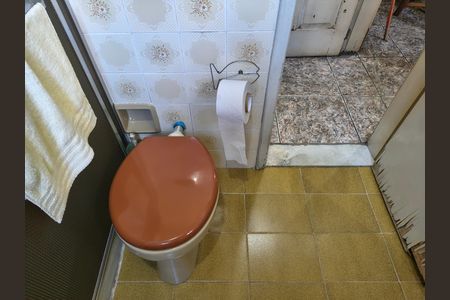 Casa à venda com 360m², 3 quartos e 3 vagas Casa à venda com 360m², 3 quartos e 3 vagasBanheiro Social