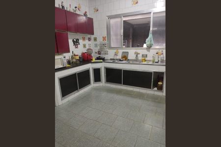 Casa à venda com 265m², 3 quartos e 5 vagas