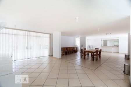 Apartamento à venda com 90m², 3 quartos e 1 vaga Apartamento à venda com 90m², 3 quartos e 1 vagaÁrea comum - Salão de festas