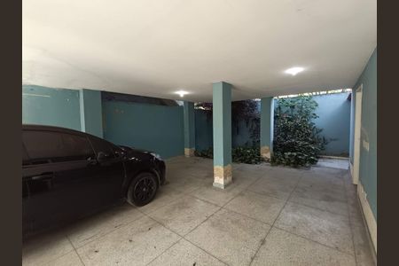 Apartamento à venda com 68m², 2 quartos e 1 vaga