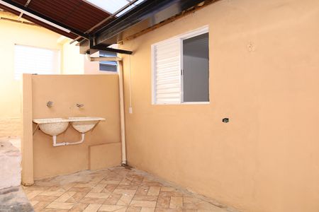 Casa para alugar com 31m², 2 quartos e 2 vagasÁrea de Serviço
