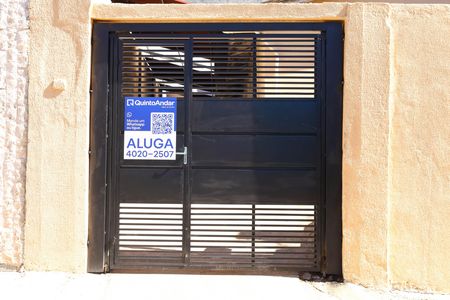 Casa para alugar com 29m², 1 quarto e sem vaga Casa para alugar com 29m², 1 quarto e sem vagaPlaca grande instalada no portão do imóvel no dia 22.06.2026 - Código da placa: MURN-82