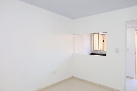 Sala de casa para alugar com 1 quarto, 29m² em Cidade São Miguel, São Paulo