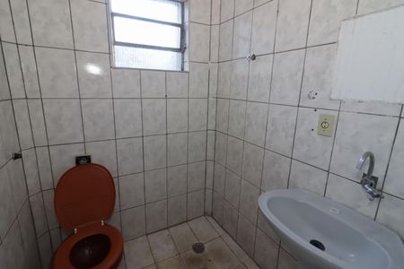 Banheiro de casa para alugar com 1 quarto, 50m² em Novo Osasco, Osasco