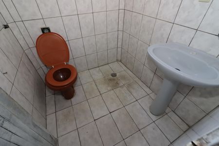 Banheiro de casa para alugar com 1 quarto, 50m² em Novo Osasco, Osasco