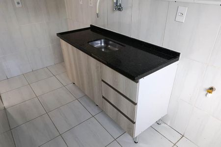 Apartamento à venda com 45m², 2 quartos e 1 vaga Apartamento à venda com 45m², 2 quartos e 1 vagaCozinha e Área de Serviço