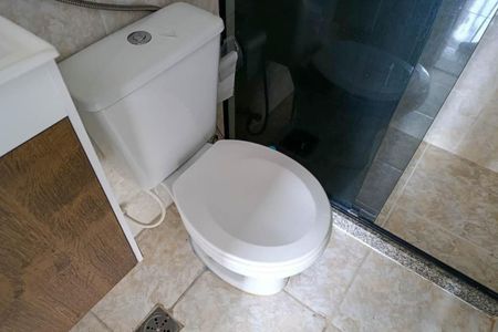Banheiro de apartamento para alugar com 2 quartos, 45m² em Campo Grande, Rio de Janeiro