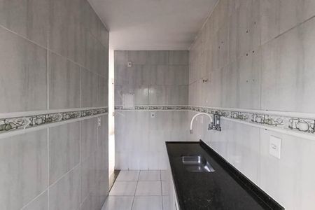 Apartamento à venda com 45m², 2 quartos e 1 vaga Apartamento à venda com 45m², 2 quartos e 1 vagaCozinha e Área de Serviço