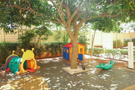 Apartamento à venda com 32m², 2 quartos e sem vaga Apartamento à venda com 32m², 2 quartos e sem vagaÁrea comum - Playground