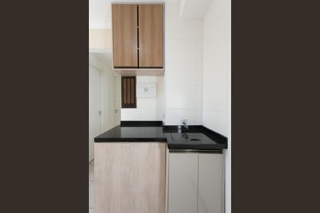 Apartamento à venda com 32m², 2 quartos e sem vaga Apartamento à venda com 32m², 2 quartos e sem vagaCozinha - Armários