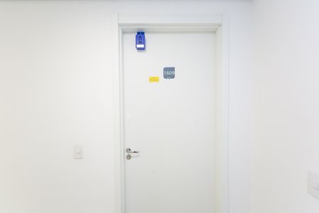 Apartamento à venda com 32m², 2 quartos e sem vaga Apartamento à venda com 32m², 2 quartos e sem vagaEntrada