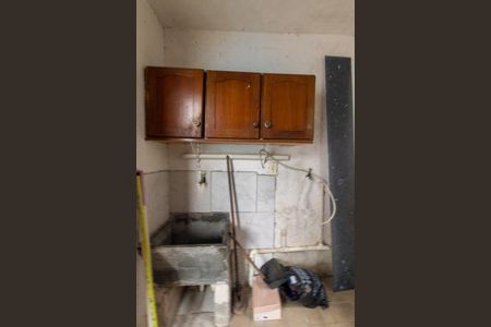 Casa à venda com 100m², 2 quartos e 1 vagaÁrea de Serviço