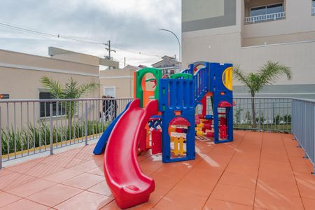 Apartamento para alugar com 41m², 2 quartos e 1 vaga Apartamento para alugar com 41m², 2 quartos e 1 vagaÁrea comum - Playground