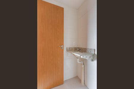 Apartamento para alugar com 41m², 2 quartos e 1 vaga Apartamento para alugar com 41m², 2 quartos e 1 vagaBanheiro
