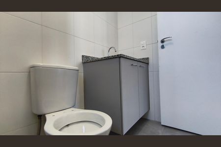 Studio para alugar com 37m², 1 quarto e sem vaga Studio para alugar com 37m², 1 quarto e sem vagaBanheiro