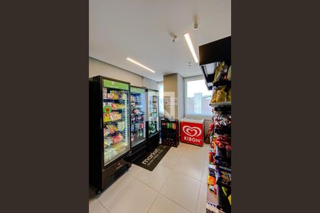 Studio para alugar com 37m², 1 quarto e sem vaga Studio para alugar com 37m², 1 quarto e sem vagaMini Mercado