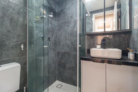 Banheiro de apartamento à venda com 2 quartos, 45m² em Novo Osasco, Osasco
