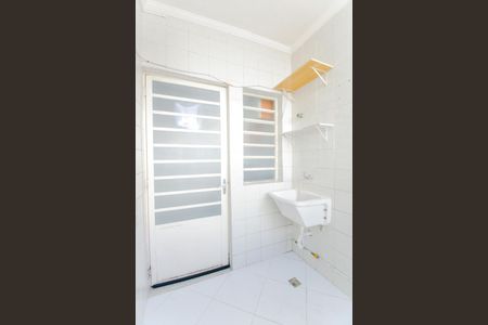 Apartamento para alugar com 68m², 3 quartos e 1 vagaÁrea de Serviço