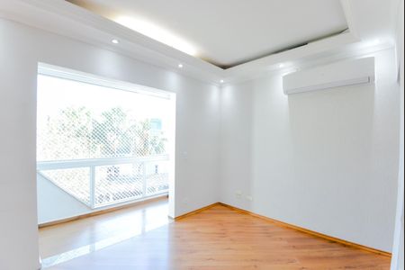 Sala de apartamento para alugar com 3 quartos, 68m² em Cidade Jardim Cumbica, Guarulhos