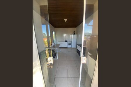 Cozinha de casa para alugar com 1 quarto, 38m² em Campeche Central, Florianópolis
