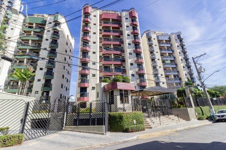 Apartamento para alugar com 99m², 4 quartos e 3 vagas Apartamento para alugar com 99m², 4 quartos e 3 vagasFachada