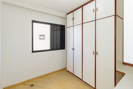 Apartamento para alugar com 99m², 4 quartos e 3 vagas Apartamento para alugar com 99m², 4 quartos e 3 vagasQuarto 2