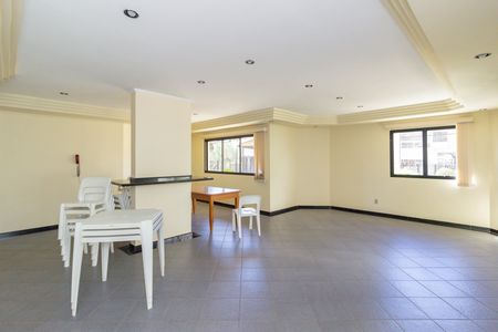Apartamento para alugar com 99m², 4 quartos e 3 vagas Apartamento para alugar com 99m², 4 quartos e 3 vagasÁrea comum - Salão de festas