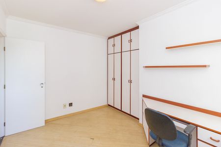 Apartamento para alugar com 99m², 4 quartos e 3 vagas Apartamento para alugar com 99m², 4 quartos e 3 vagasQuarto 3