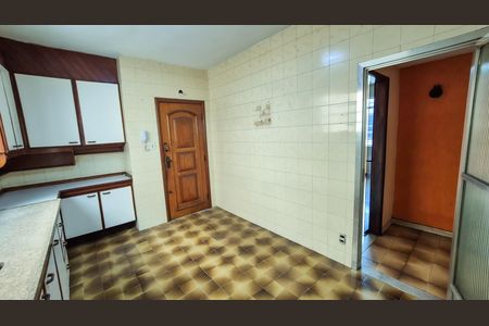 Apartamento à venda com 84m², 2 quartos e 1 vaga Apartamento à venda com 84m², 2 quartos e 1 vagaCozinha