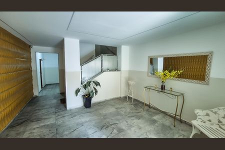 Apartamento à venda com 84m², 2 quartos e 1 vaga Apartamento à venda com 84m², 2 quartos e 1 vagaHall de entrada