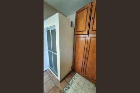 Apartamento à venda com 84m², 2 quartos e 1 vaga Apartamento à venda com 84m², 2 quartos e 1 vagaDependência