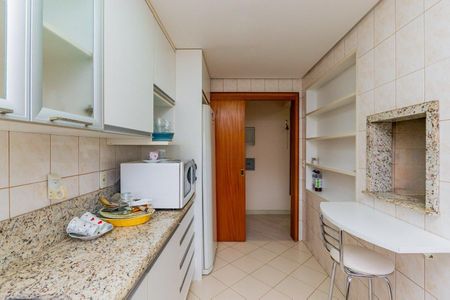 Apartamento para alugar com 99m², 3 quartos e 2 vagas Apartamento para alugar com 99m², 3 quartos e 2 vagasCozinha