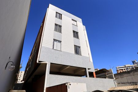 Apartamento para alugar com 67m², 3 quartos e 1 vagaFachada