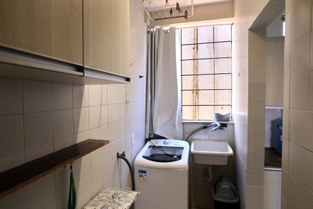 Apartamento para alugar com 67m², 3 quartos e 1 vagaÁrea de Serviço