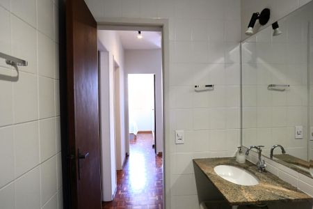 Apartamento para alugar com 67m², 3 quartos e 1 vagaBanheiro