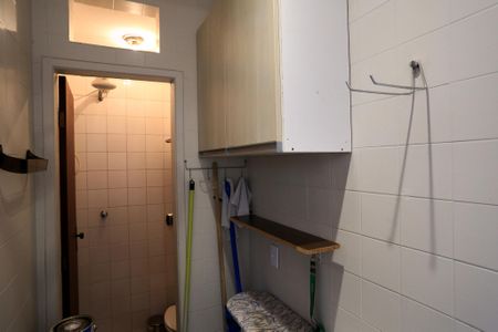 Apartamento para alugar com 67m², 3 quartos e 1 vagaÁrea de Serviço