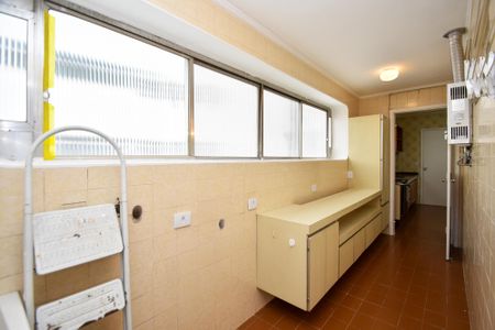 Apartamento à venda com 105m², 2 quartos e 2 vagas Apartamento à venda com 105m², 2 quartos e 2 vagaslavanderia