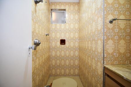 Apartamento à venda com 105m², 2 quartos e 2 vagas Apartamento à venda com 105m², 2 quartos e 2 vagasbanheiro
