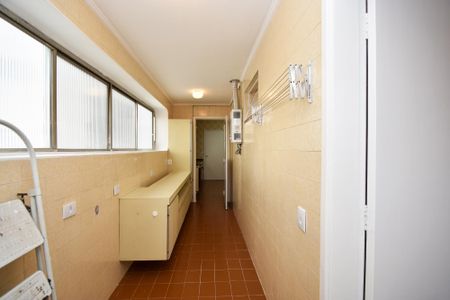 Apartamento à venda com 105m², 2 quartos e 2 vagas Apartamento à venda com 105m², 2 quartos e 2 vagaslavanderia