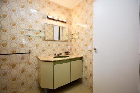 Apartamento à venda com 105m², 2 quartos e 2 vagas Apartamento à venda com 105m², 2 quartos e 2 vagasbanheiro 2