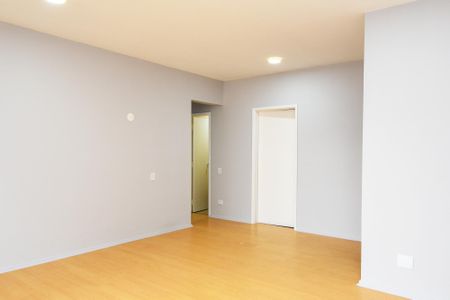 Apartamento à venda com 105m², 2 quartos e 2 vagas Apartamento à venda com 105m², 2 quartos e 2 vagasSala