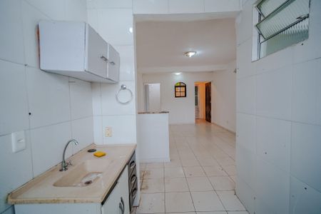 Casa para alugar com 35m², 1 quarto e 1 vaga Casa para alugar com 35m², 1 quarto e 1 vagaCozinha