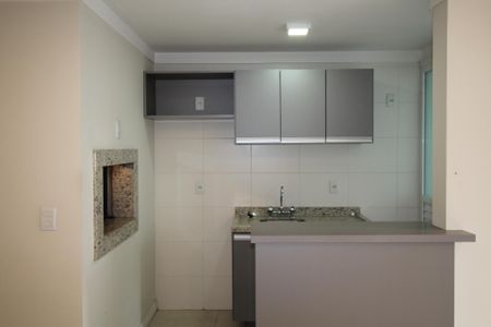 Cozinha de apartamento para alugar com 1 quarto, 40m² em Auxiliadora, Porto Alegre