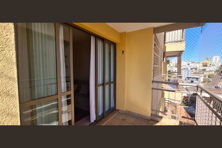Apartamento para alugar com 82m², 2 quartos e 1 vaga